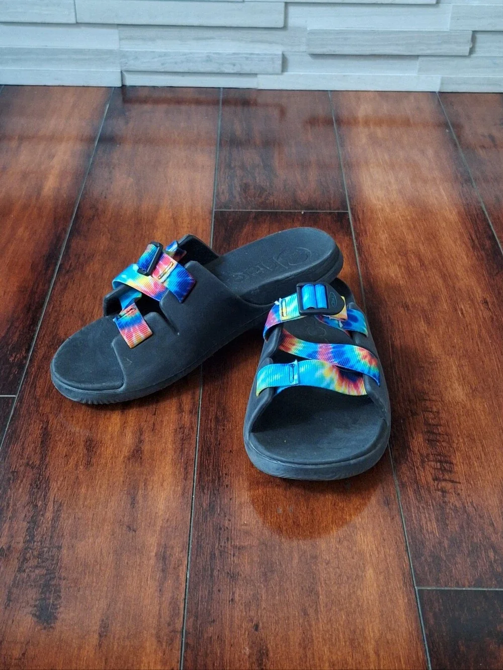 Chaco Kids K6 Rainbow Tie-Dye Adjustable Slide Sandals
